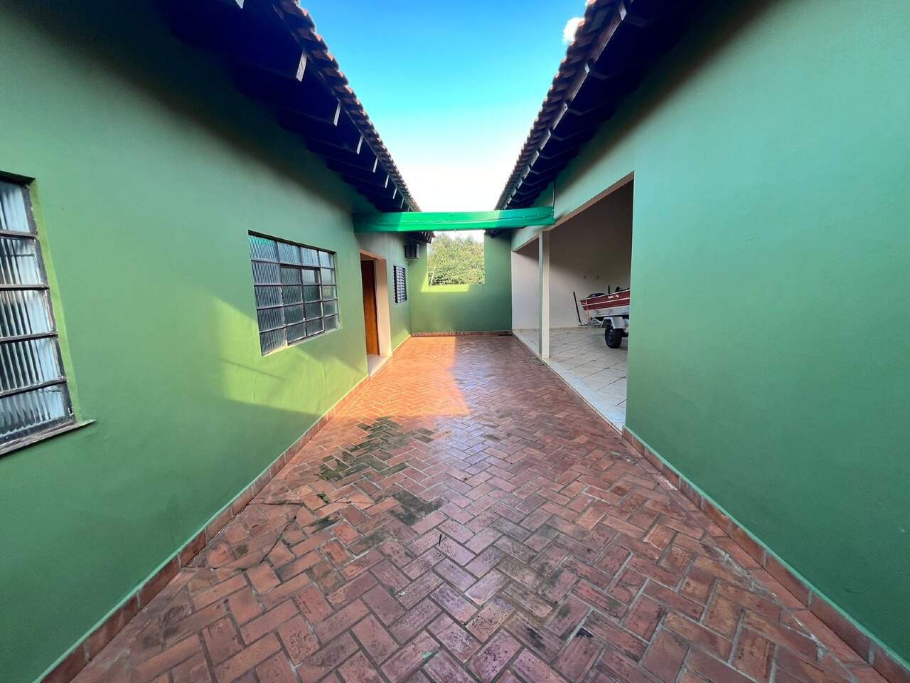 Casa com 4 quartos sendo 1 suíte no Jardim Santo André em Dourados/MS — foto 13