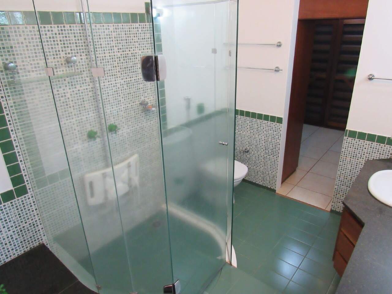 Casa com 4 quartos sendo 3 suítes no Jardim América em Dourados/MS — foto 28