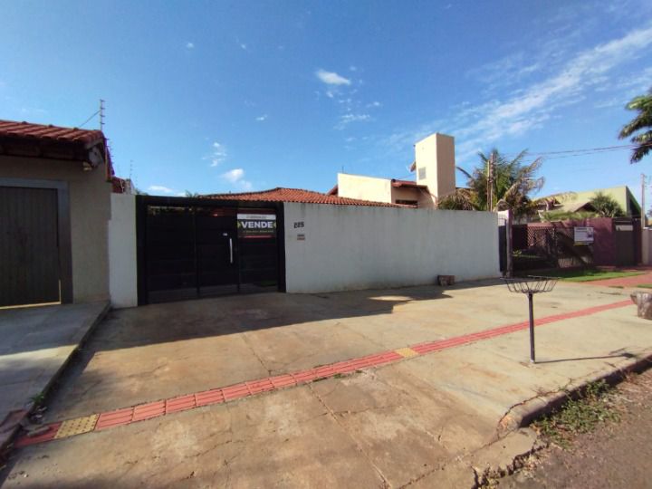 Casa com 2 quartos no Alto das Paineiras em Dourados/MS