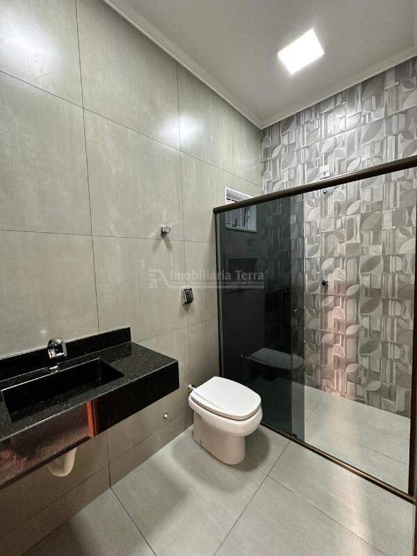 Casa com 3 quartos sendo 1 suíte no Conjunto Habitacional Izidro Pedroso em Dourados/MS — foto 11