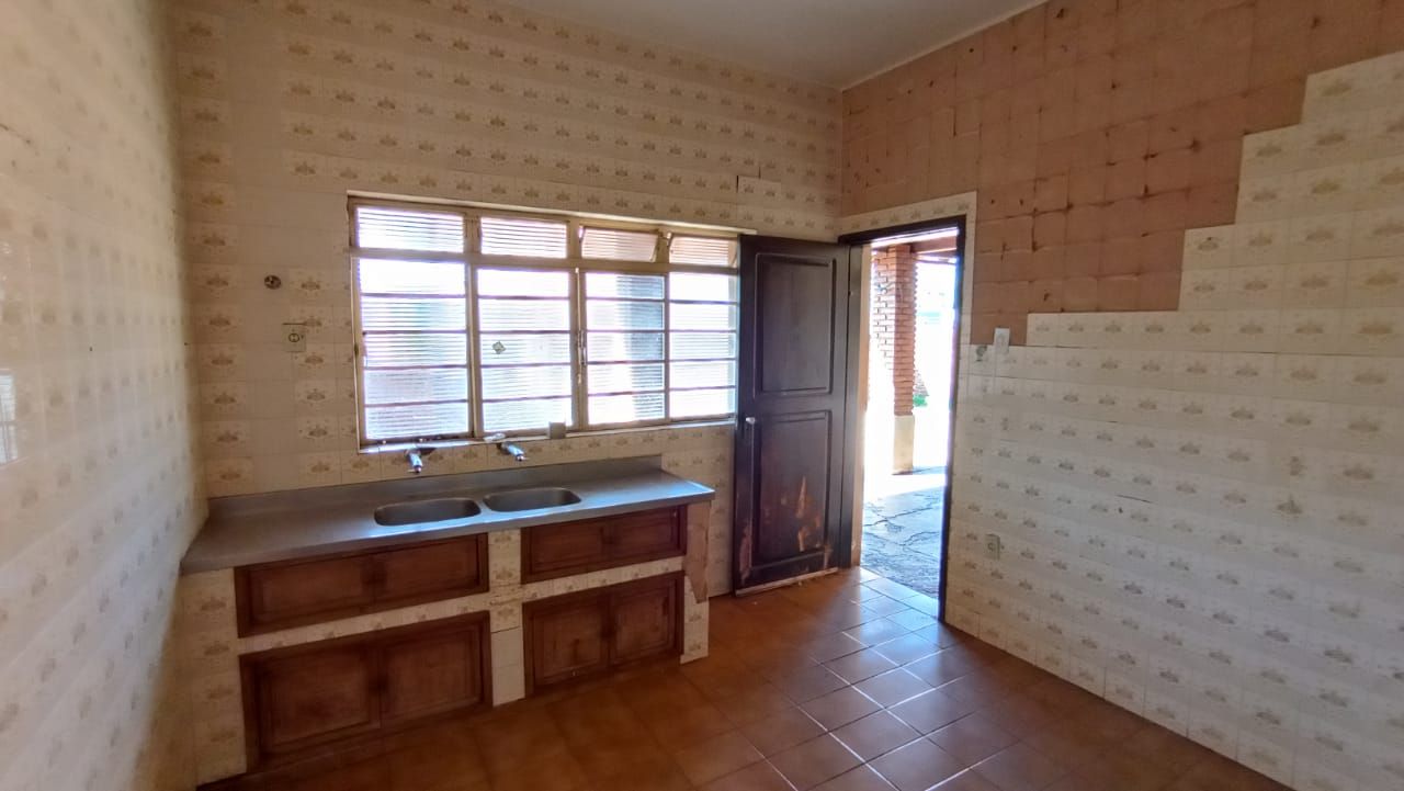 Casa com 4 quartos sendo 2 suítes no Vila Tonani I em Dourados/MS — foto 18