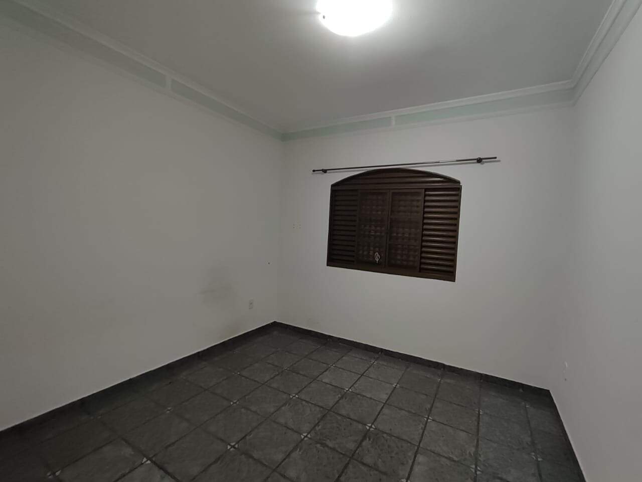 Casa com 3 quartos sendo 2 suítes no Vila Alba em Dourados/MS — foto 10