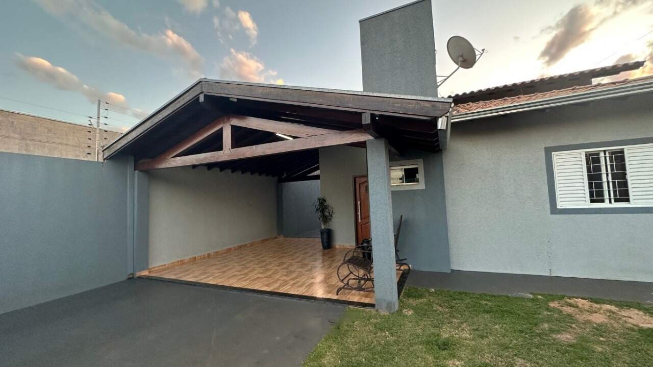 Casa com 4 quartos sendo 1 suíte no Vila Arapongas em Dourados/MS — foto 4