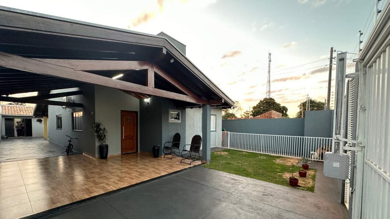 Casa com 4 quartos sendo 1 suíte no Vila Arapongas em Dourados/MS — foto 3