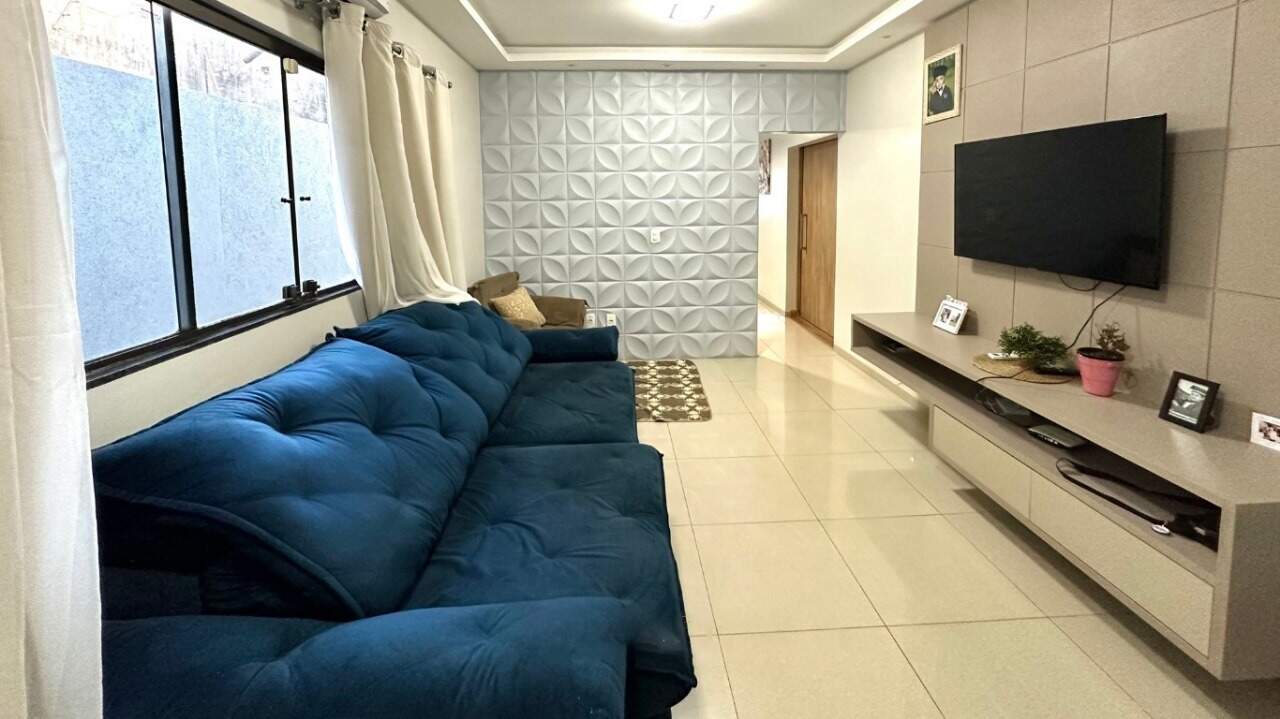 Casa com 4 quartos sendo 1 suíte no Vila Arapongas em Dourados/MS — foto 5