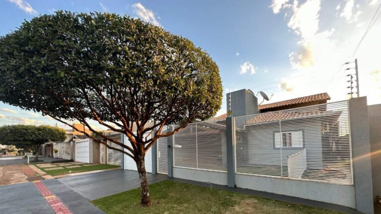 Casa com 4 quartos no Vila Arapongas em Dourados/MS