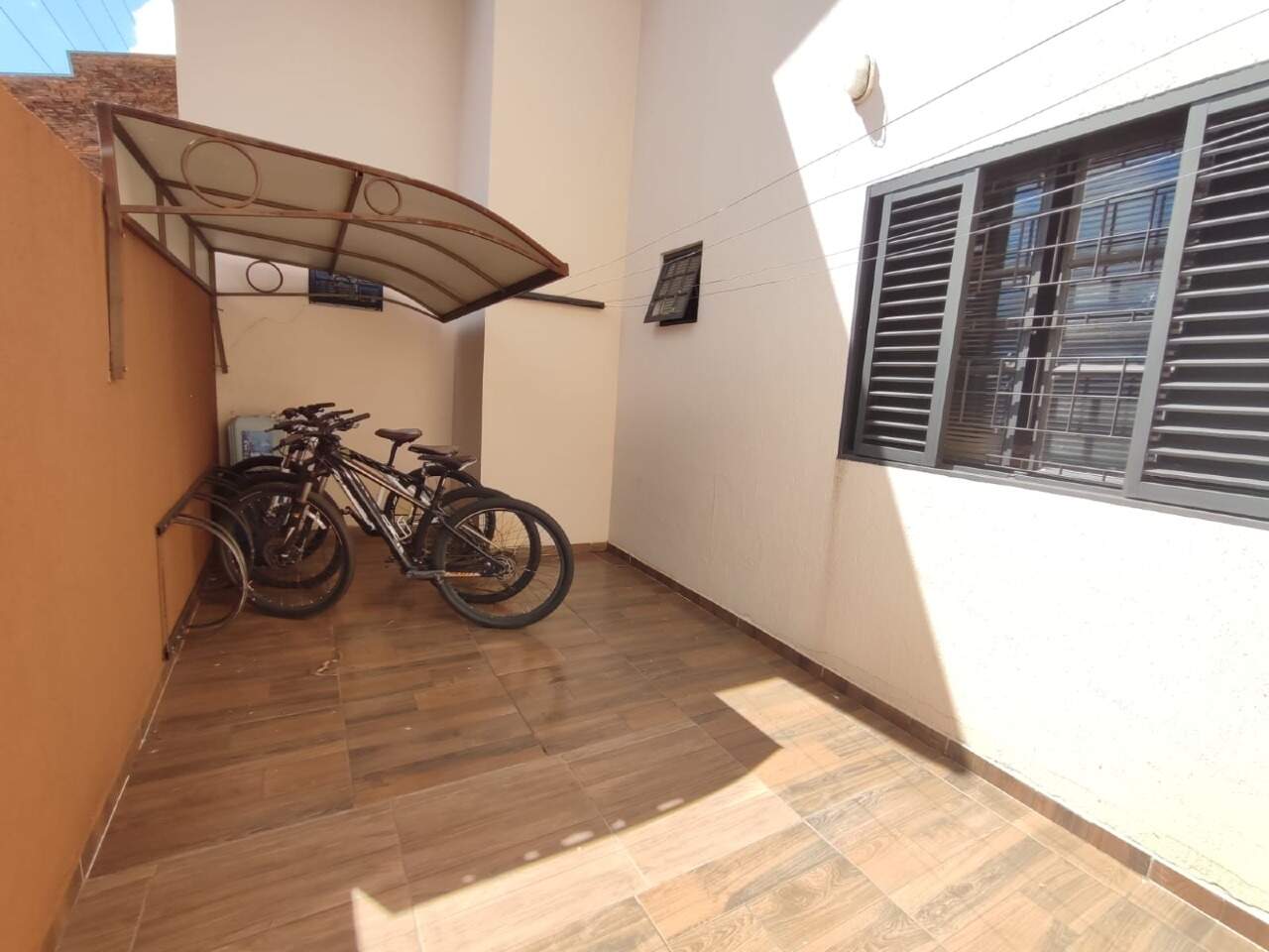 Casa com 3 quartos sendo 1 suíte no Jardim Flórida em Dourados/MS — foto 22