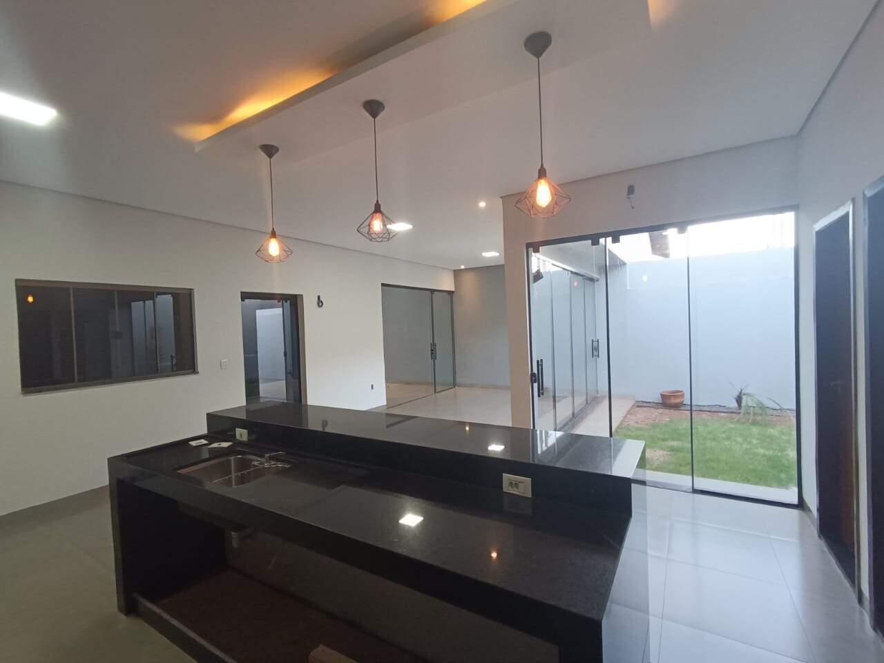 Casa com 3 quartos sendo 1 suíte no Flor de Maio em Dourados/MS — foto 17