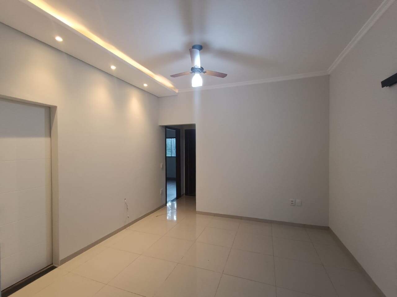 Casa com 3 quartos sendo 1 suíte no Flor de Maio em Dourados/MS — foto 6