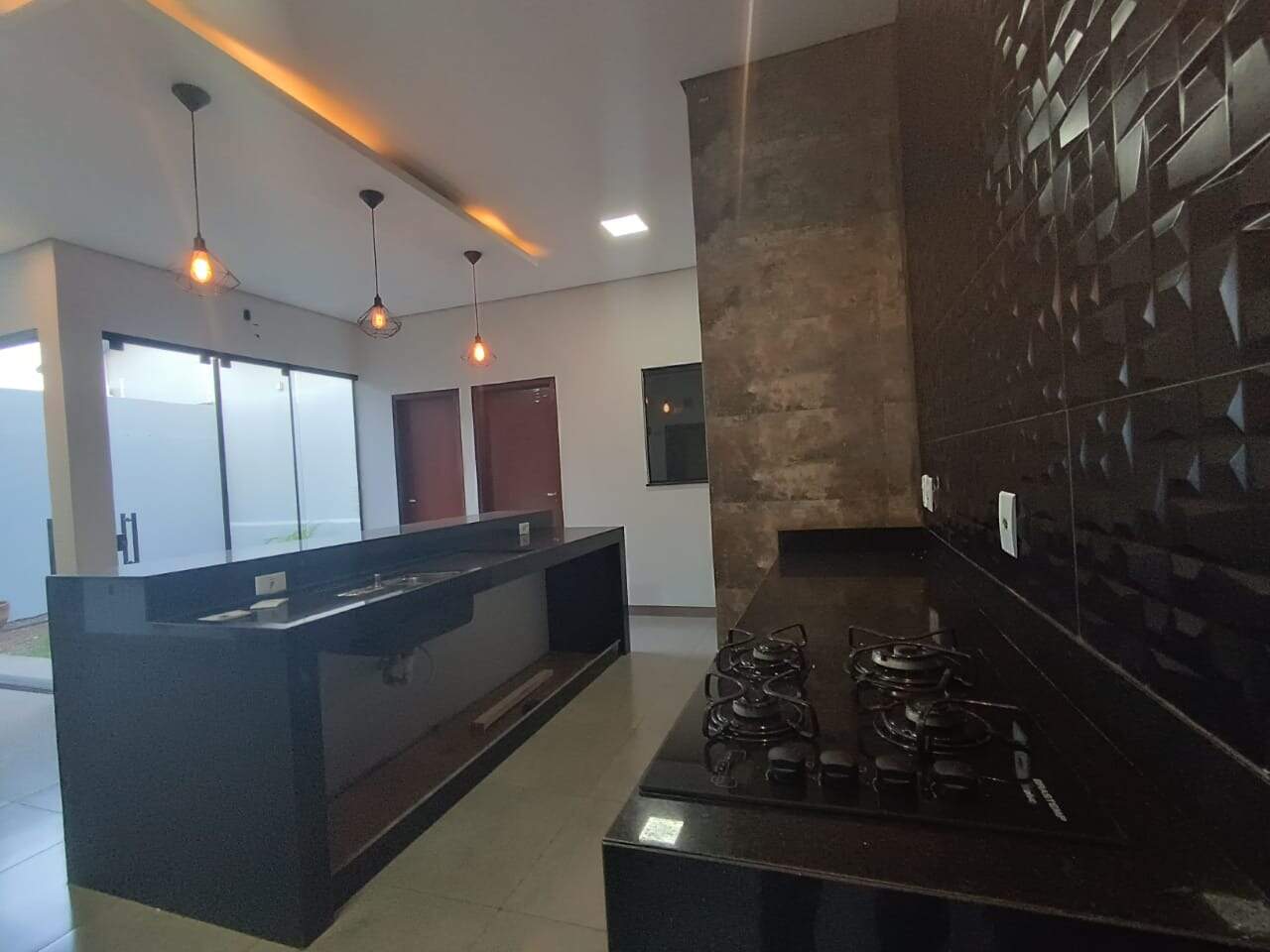 Casa com 3 quartos sendo 1 suíte no Flor de Maio em Dourados/MS — foto 18