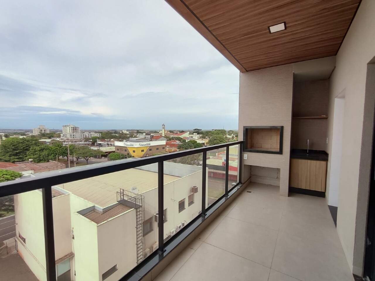 Apartamento com 3 quartos sendo 1 suíte no Centro em Dourados/MS — foto 13
