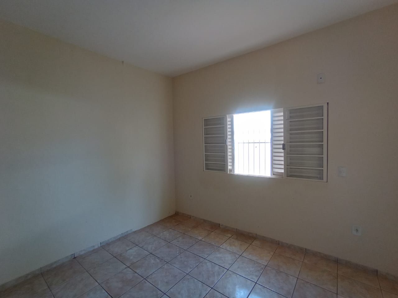 Casa com 3 quartos sendo 1 suíte no Jardim Central em Dourados/MS — foto 8
