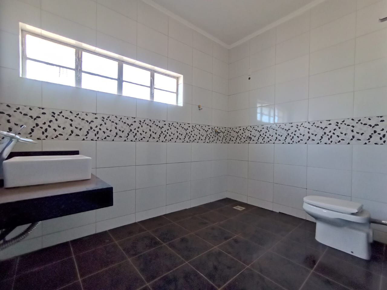 Casa com 3 quartos sendo 1 suíte no Jardim Central em Dourados/MS — foto 11