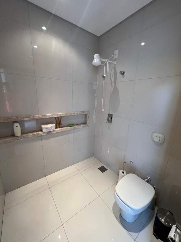Casa com 5 quartos sendo 5 suítes no Ecoville I em Dourados/MS — foto 23