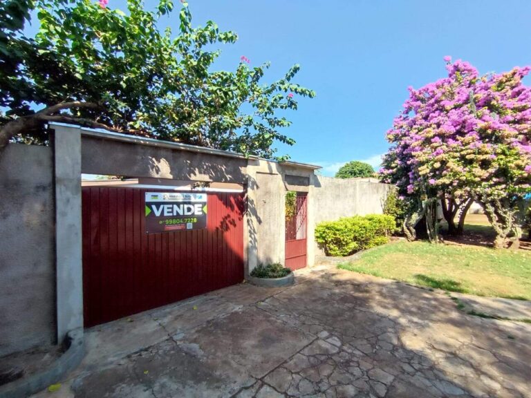Casa com 3 quartos no Jardim Florida II em Dourados/MS