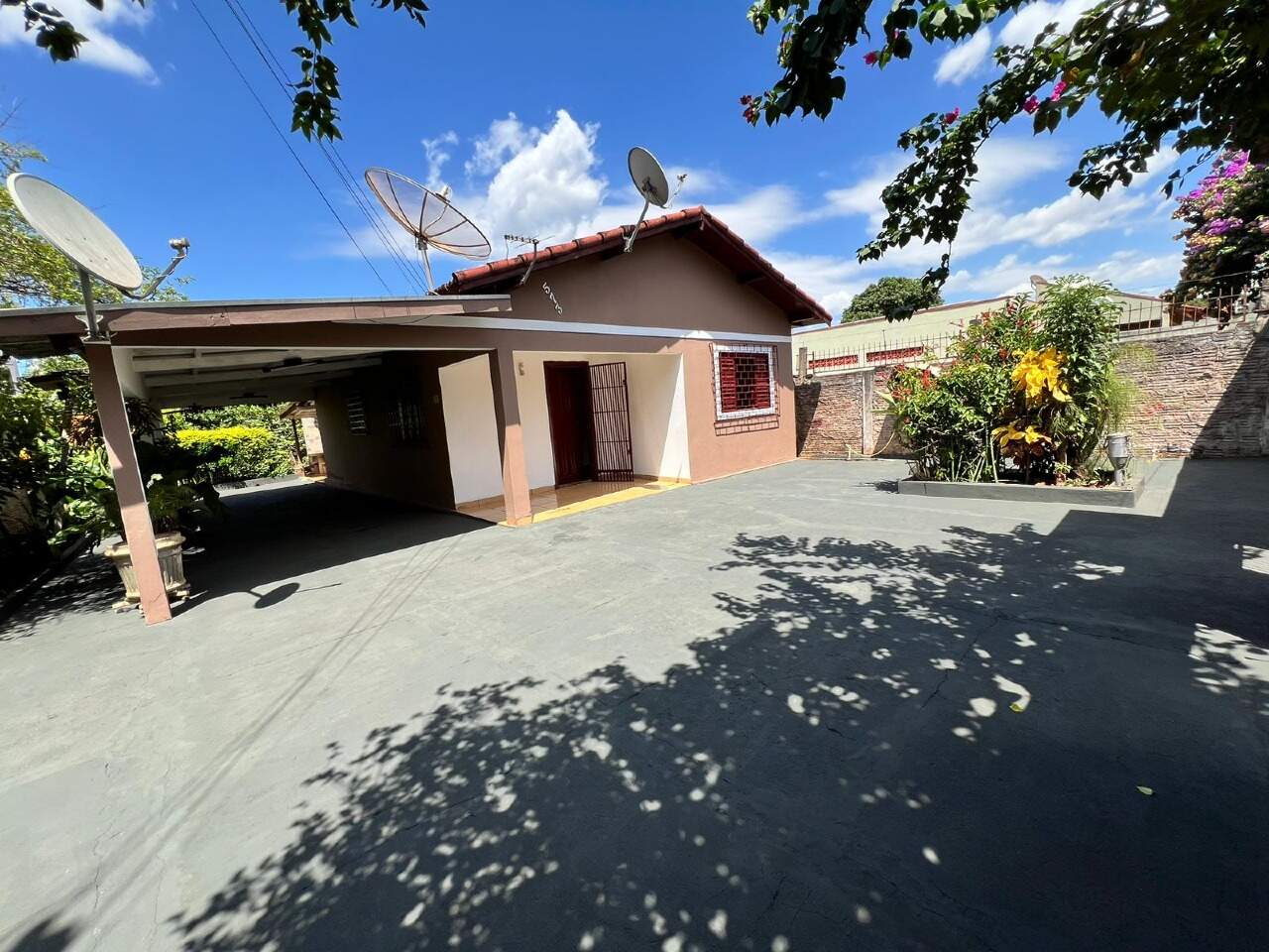 Casa com 3 quartos no Jardim Florida II em Dourados/MS — foto 2