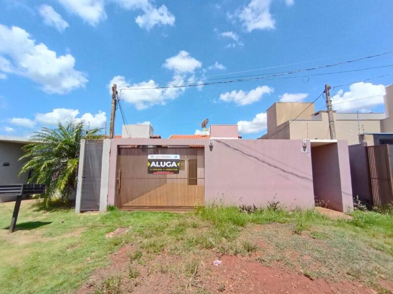 Casa com 2 quartos no Residencial Monte Carlo em Dourados/MS