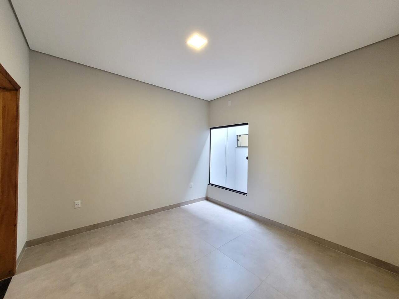 Casa com 2 quartos sendo 1 suíte no Jardim Piratininga em Dourados/MS — foto 3