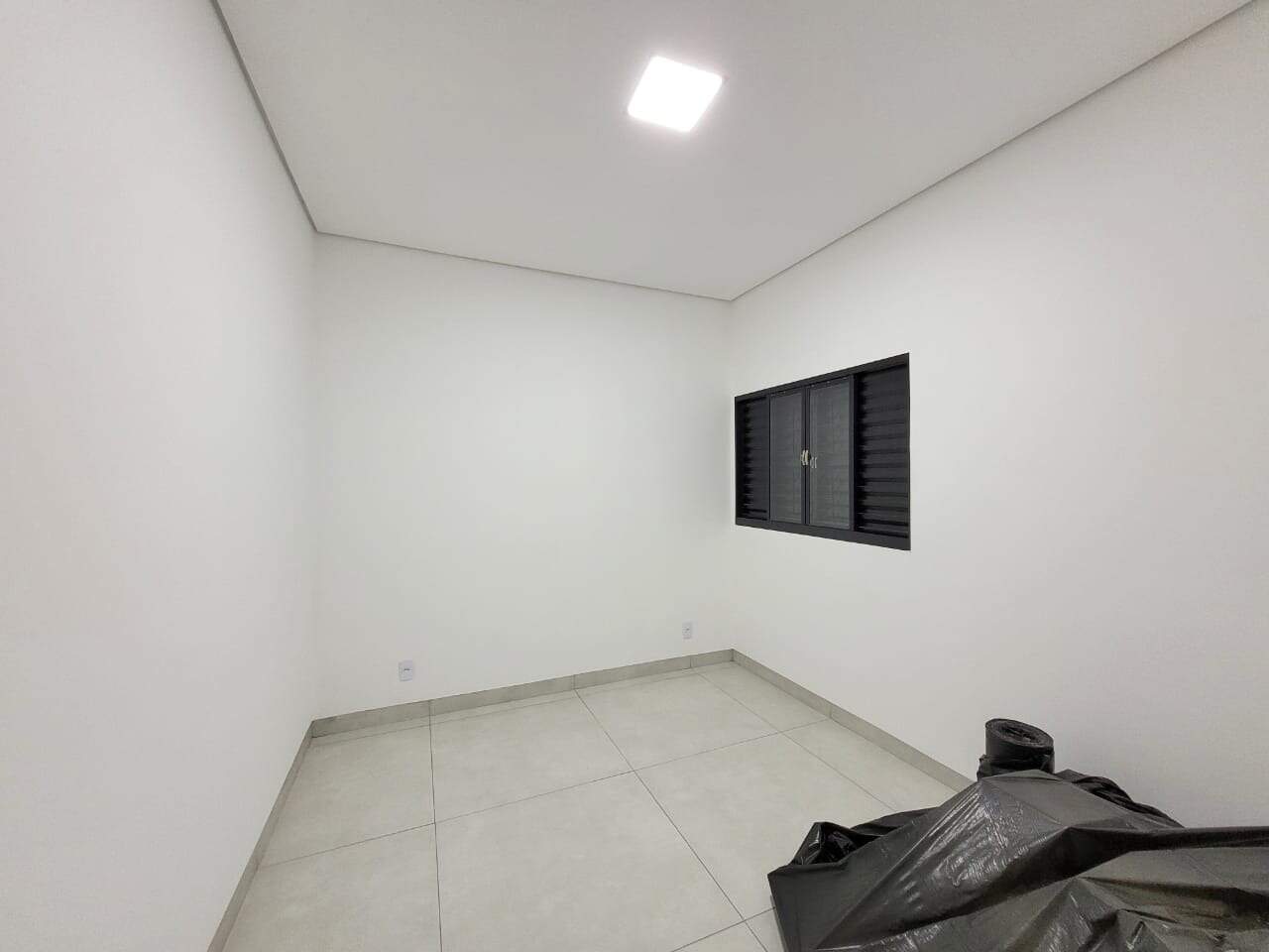 Casa com 2 quartos sendo 1 suíte no Cidade Jardim I em Dourados/MS — foto 9