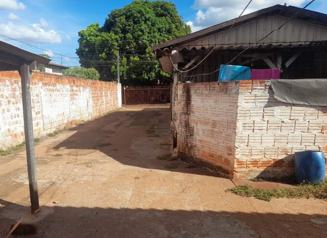 Casa com 4 quartos no Jardim Ouro Verde em Dourados/MS — foto 4