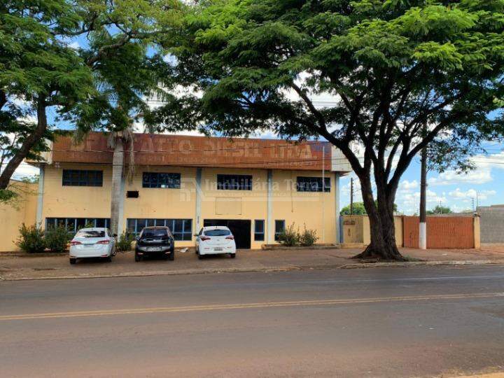 Prédio no Centro em Dourados/MS