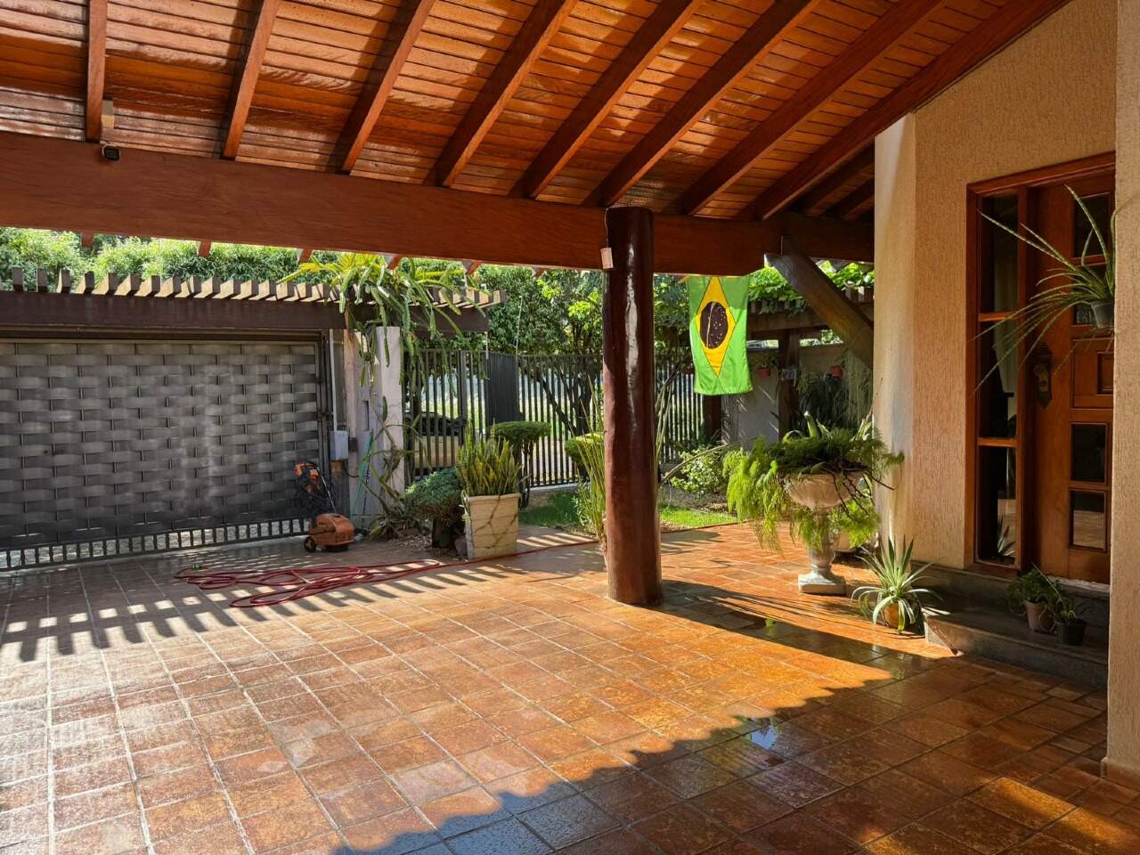 Casa com 4 quartos sendo 1 suíte no Vila São Francisco em Dourados/MS — foto 2