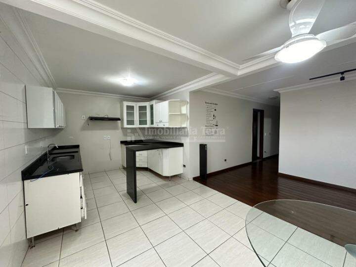 Apartamento com 3 quartos sendo 2 suítes no Centro em Dourados/MS — foto 3