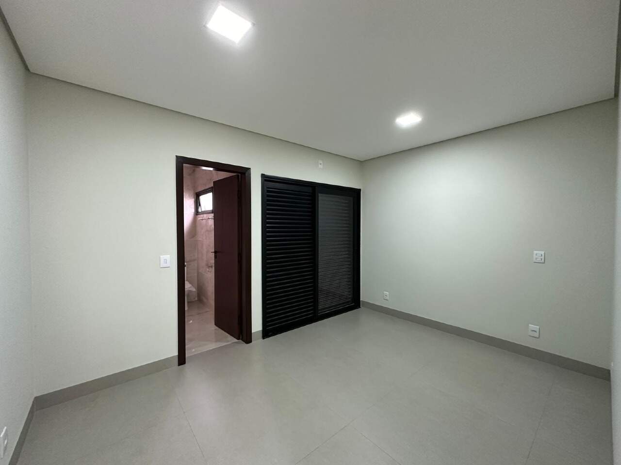Casa com 3 quartos sendo 1 suíte no Santa Fé em Dourados/MS — foto 10