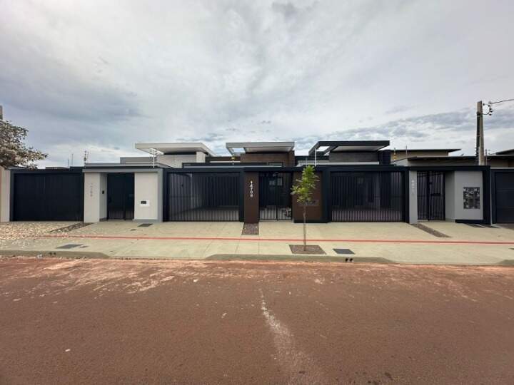 Casa com 3 quartos no Santa Fé em Dourados/MS