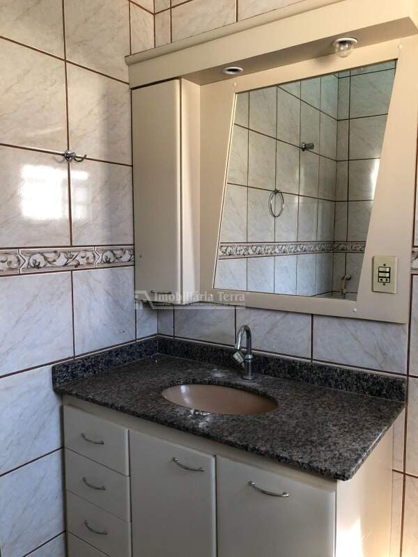 Casa no Parque Alvorada, foto 9 de 22