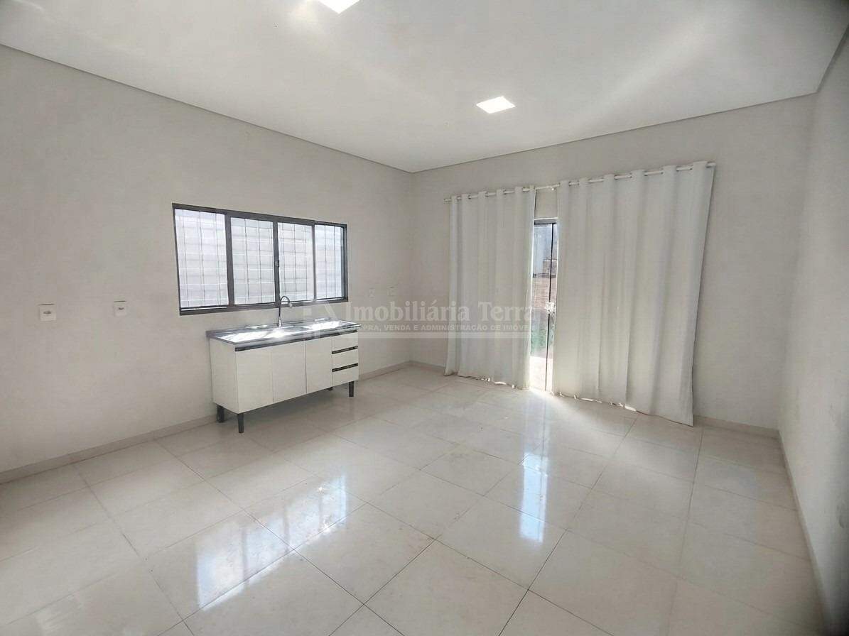Casa com 3 quartos sendo 1 suíte no Jardim São Cristóvão em Dourados/MS — foto 3
