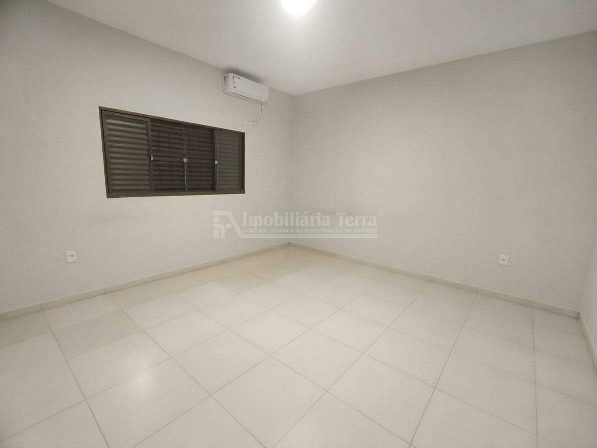 Casa com 3 quartos sendo 1 suíte no Jardim São Cristóvão em Dourados/MS — foto 7