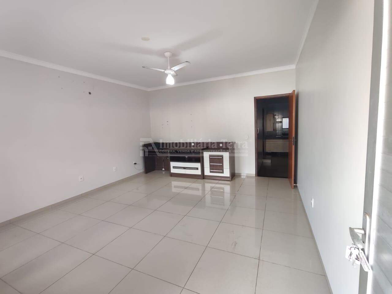 Casa com 3 quartos sendo 1 suíte no Vila Progresso em Dourados/MS — foto 9
