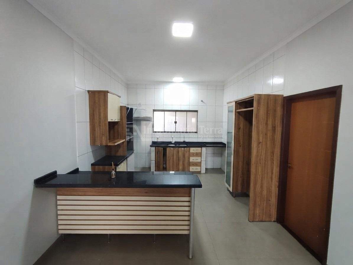 Casa com 3 quartos sendo 1 suíte no Vila Progresso em Dourados/MS — foto 4