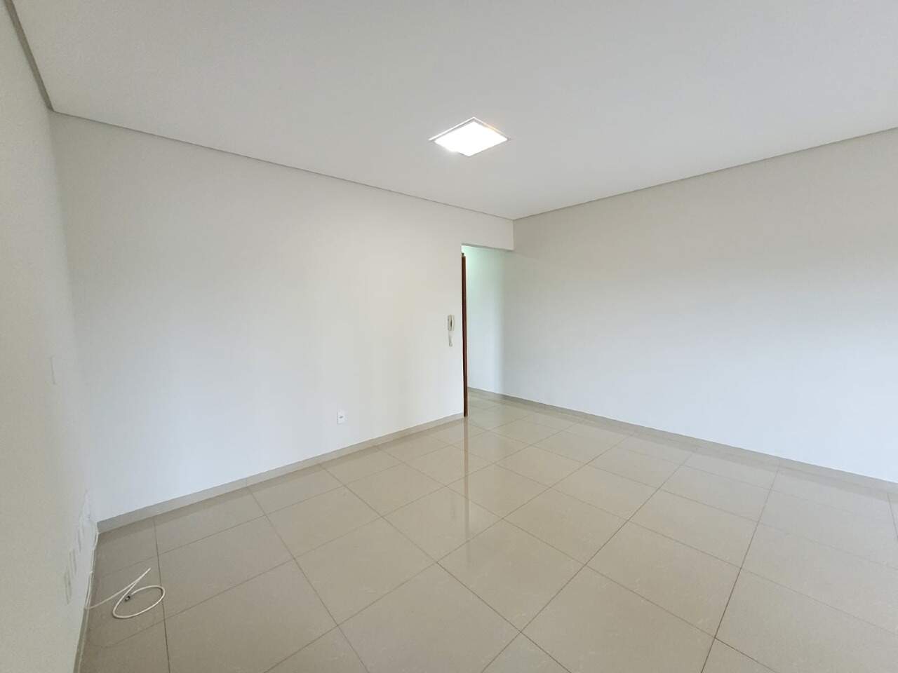Apartamento com 3 quartos sendo 1 suíte no Jardim Tropical em Dourados/MS — foto 3