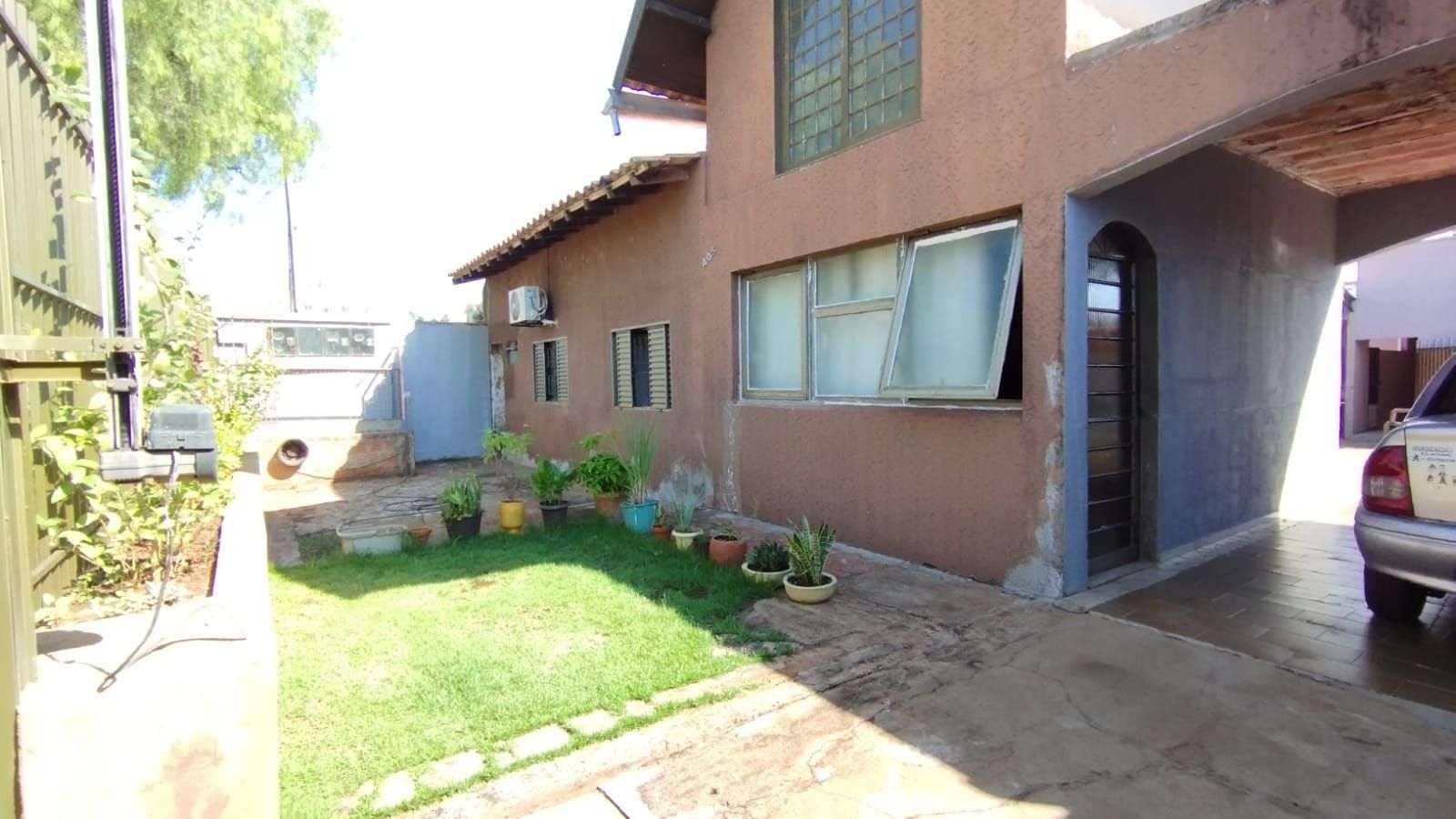 Casa com 6 quartos sendo 1 suíte no Jardim Itaipú em Dourados/MS — foto 3