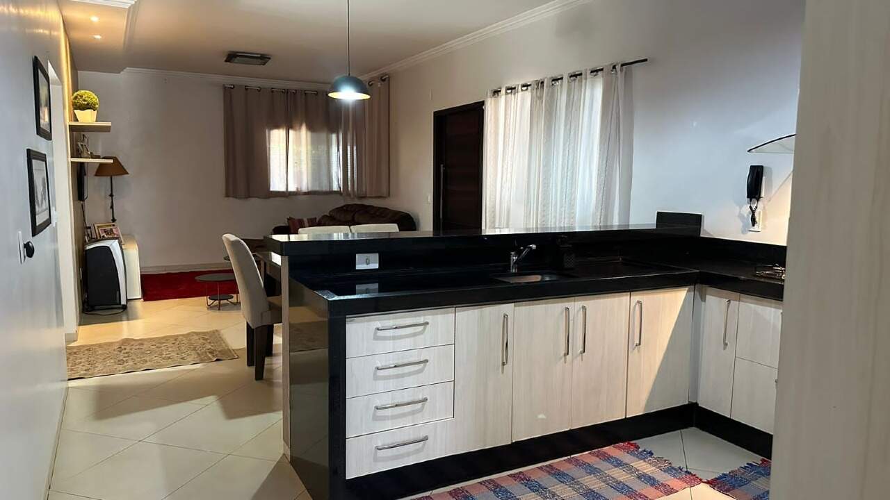 Casa em Altos do Indaiá, foto 8 de 14