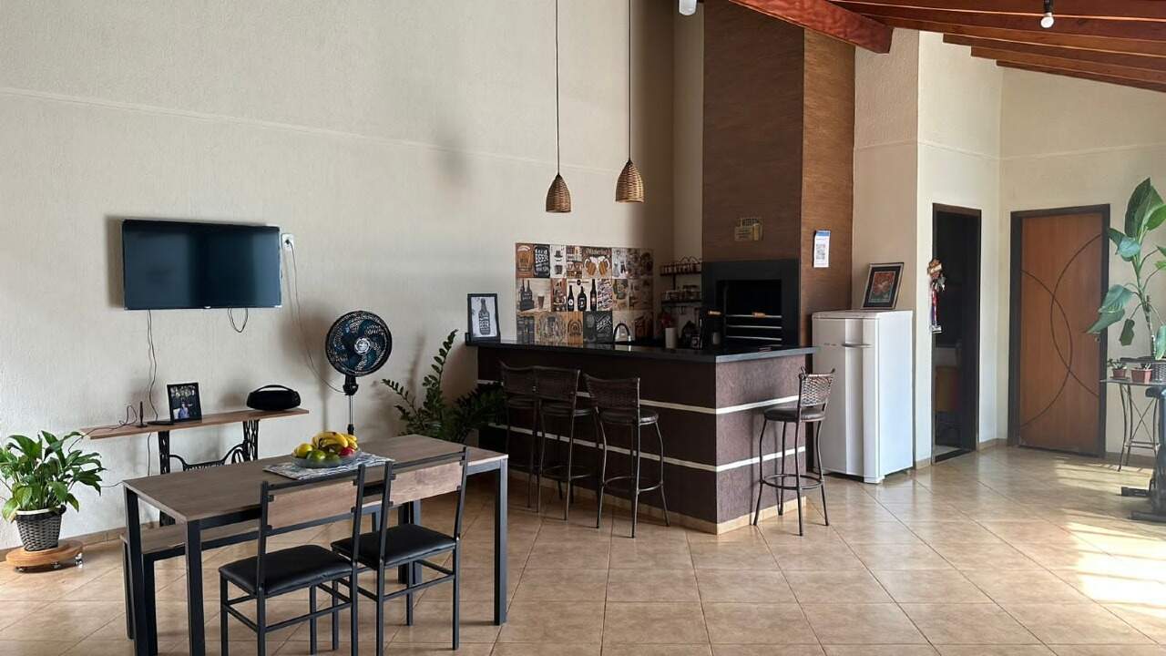 Casa em Altos do Indaiá, foto 13 de 14