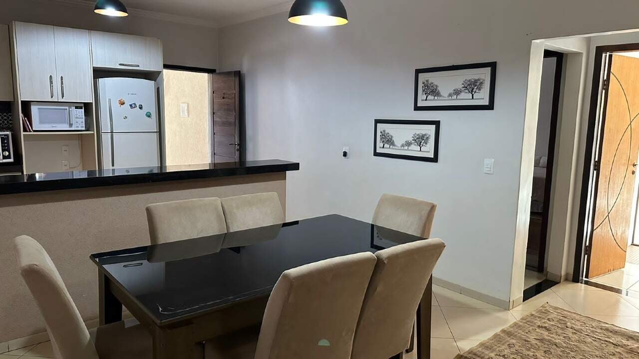 Casa em Altos do Indaiá, foto 6 de 14
