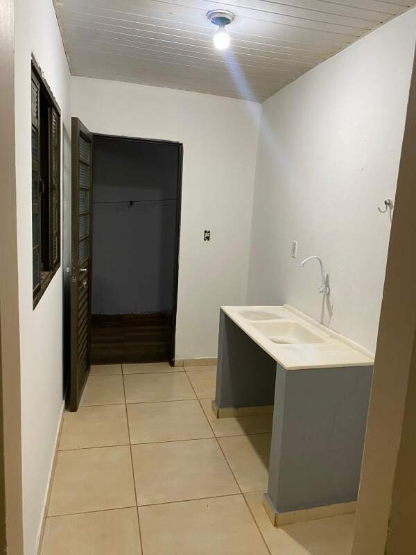 Casa com 2 quartos no Jardim Deoclécio Artuzzi II em Dourados/MS — foto 2