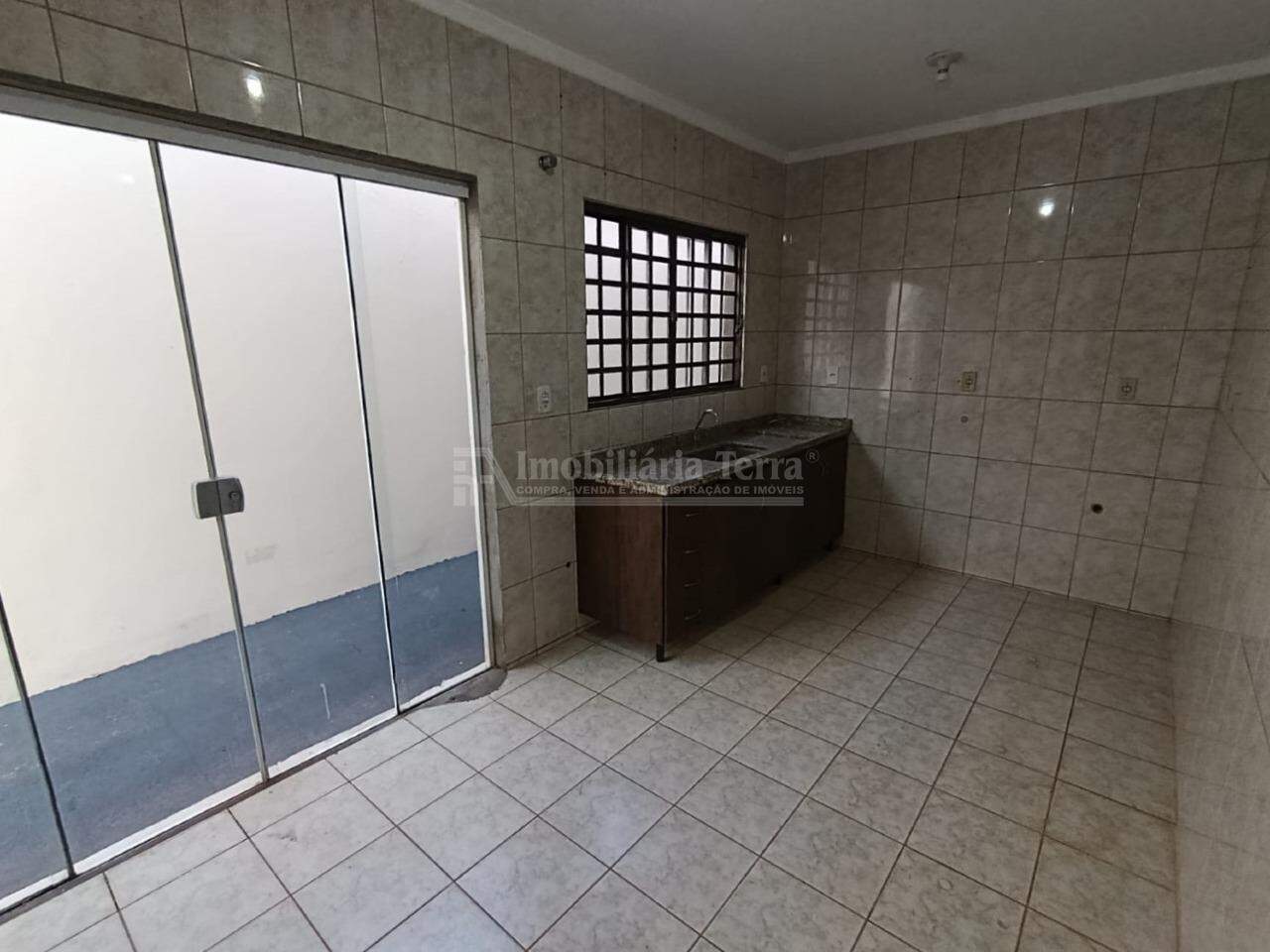 Casa em BNH III Plano, foto 4 de 16
