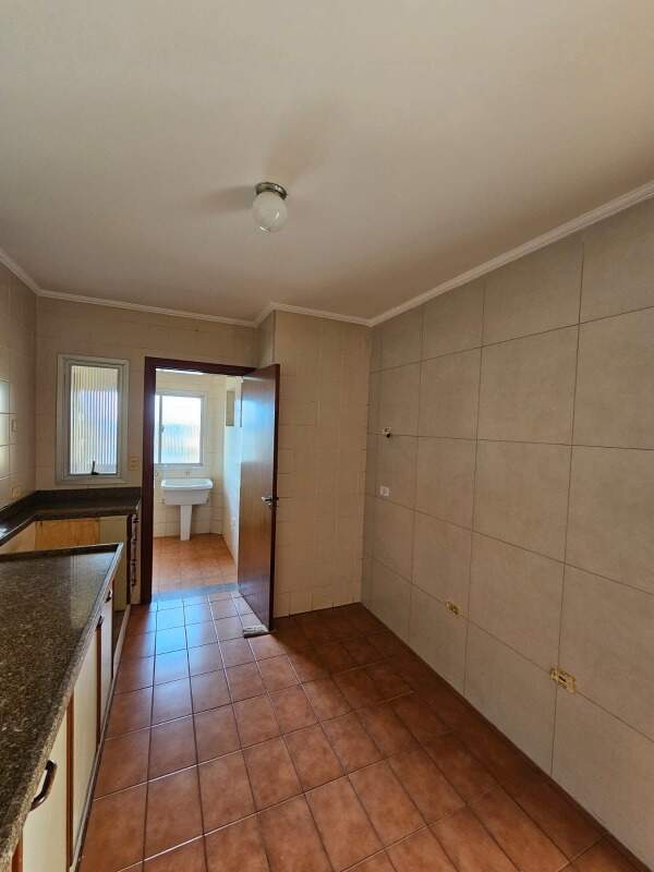 Apartamento com 3 quartos sendo 1 suíte no Centro em Dourados/MS — foto 8