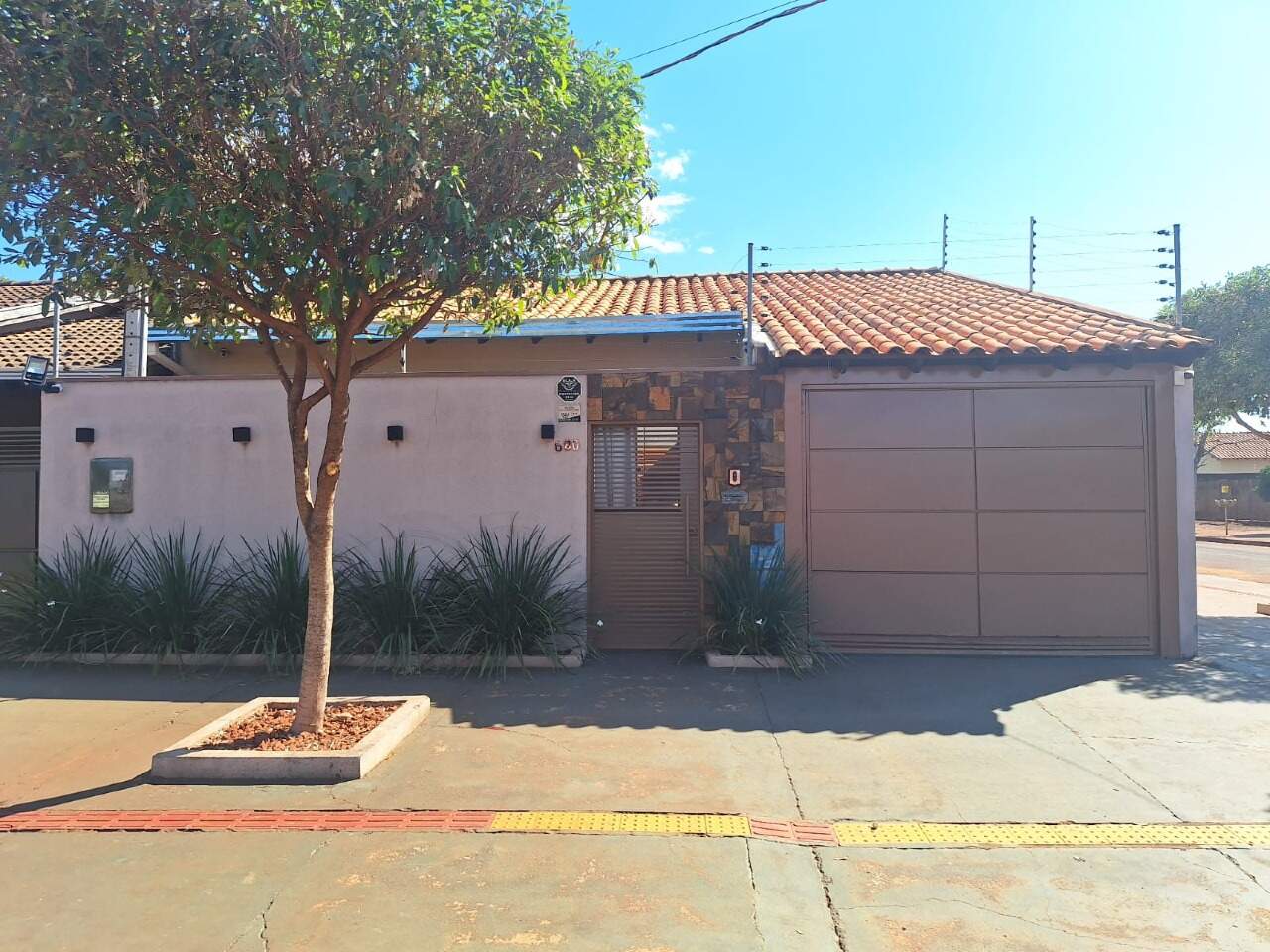 Casa com 1 quartos sendo 1 suíte no Jardim Novo Horizonte em Dourados/MS — foto 1
