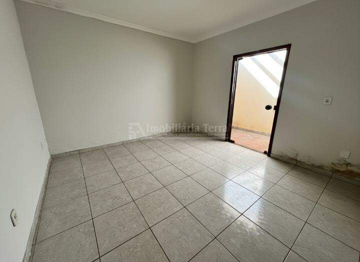 Casa com 3 quartos sendo 1 suíte no Jardim Florida I em Dourados/MS — foto 8