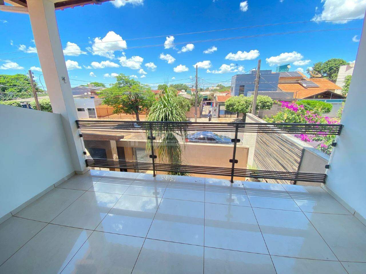 Casa com 4 quartos sendo 1 suíte no Jardim São Pedro em Dourados/MS — foto 9