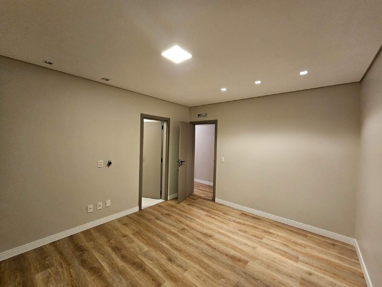 Casa com 4 quartos sendo 1 suíte no Ecoville em Dourados/MS — foto 7