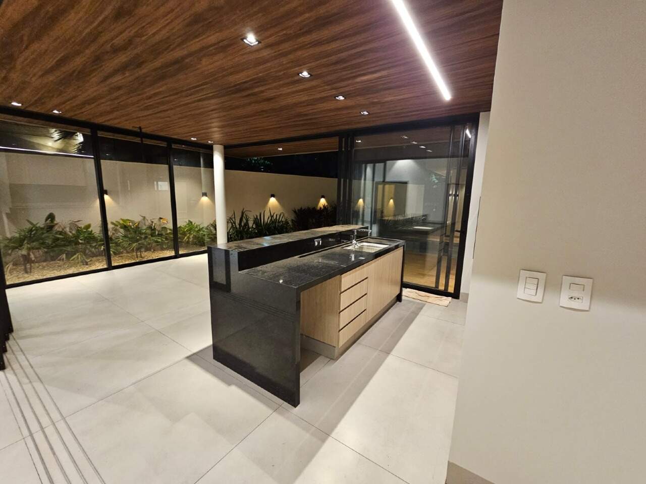 Casa com 4 quartos sendo 1 suíte no Ecoville em Dourados/MS — foto 3