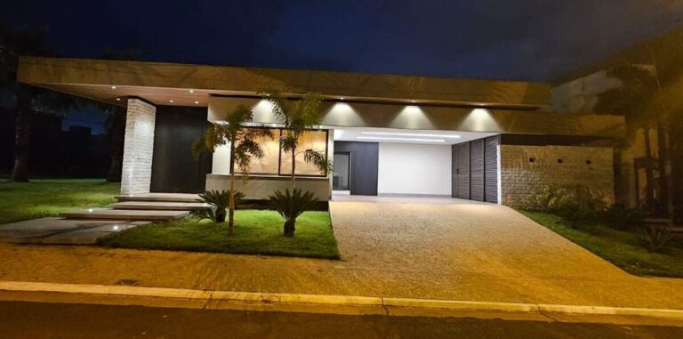 Casa com 4 quartos no Ecoville em Dourados/MS