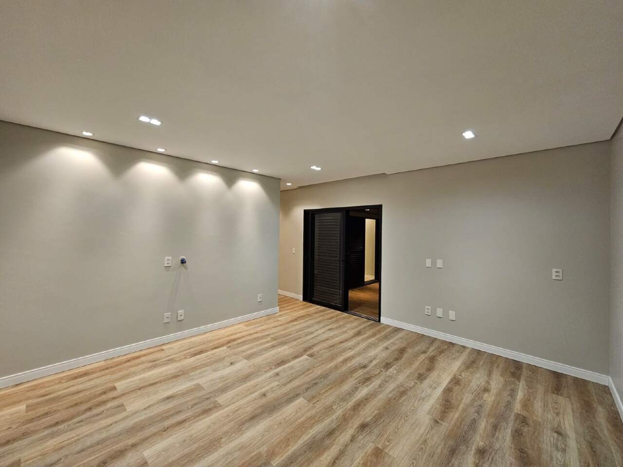 Casa com 4 quartos sendo 1 suíte no Ecoville em Dourados/MS — foto 6