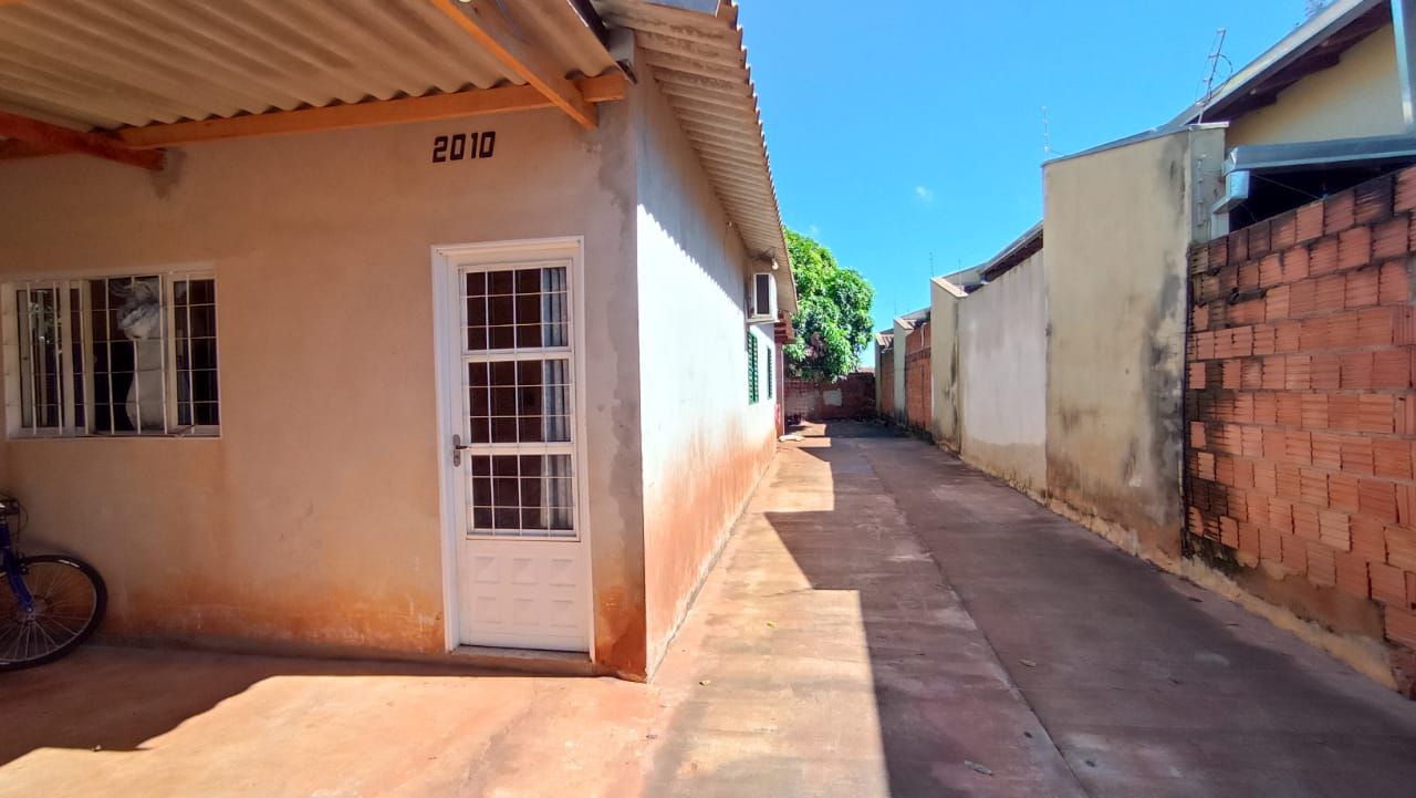 Casa com 3 quartos no Jardim Jóquei Clube em Dourados/MS — foto 2